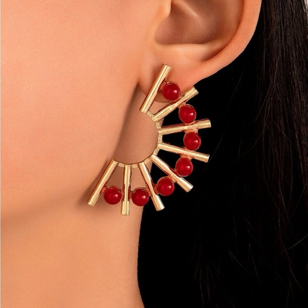 Statement earrings - Picture 4 of 4